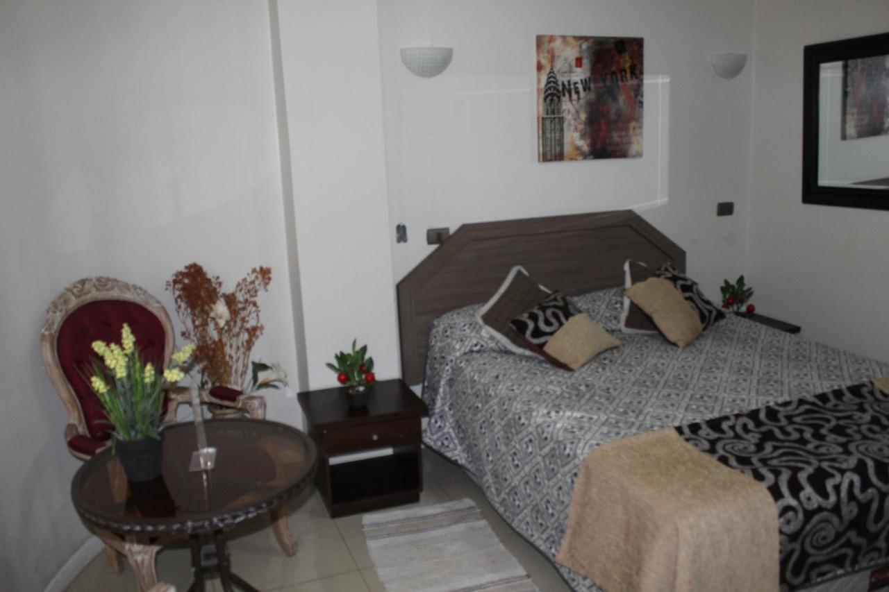 Hostal Quinta Normal Antofagasta Bagian luar foto